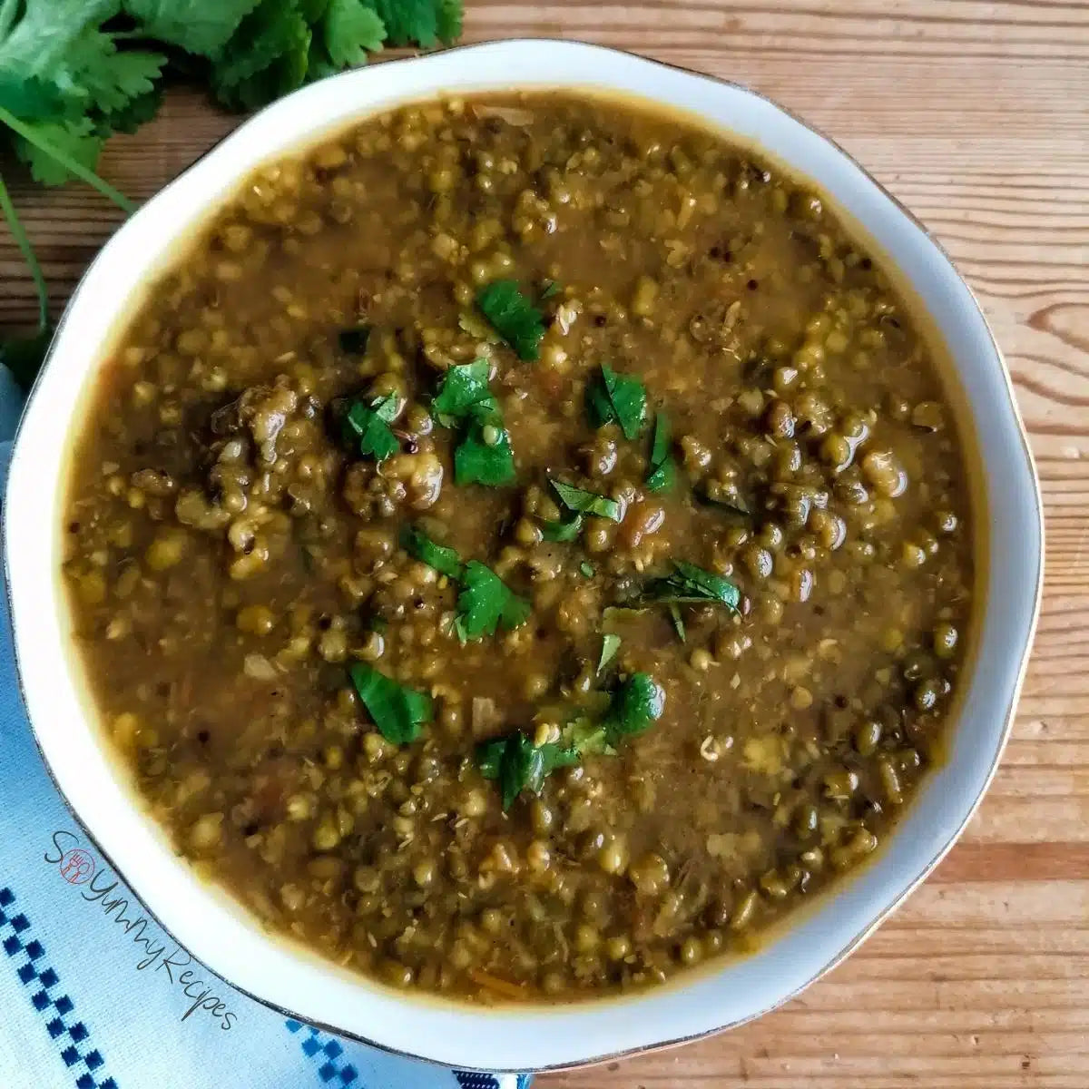 Mung Tadka (Green)